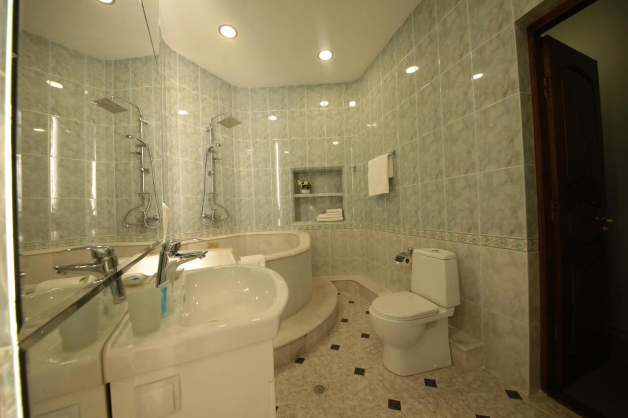 Stay Boutique Hotel Тбилиси Экстерьер фото