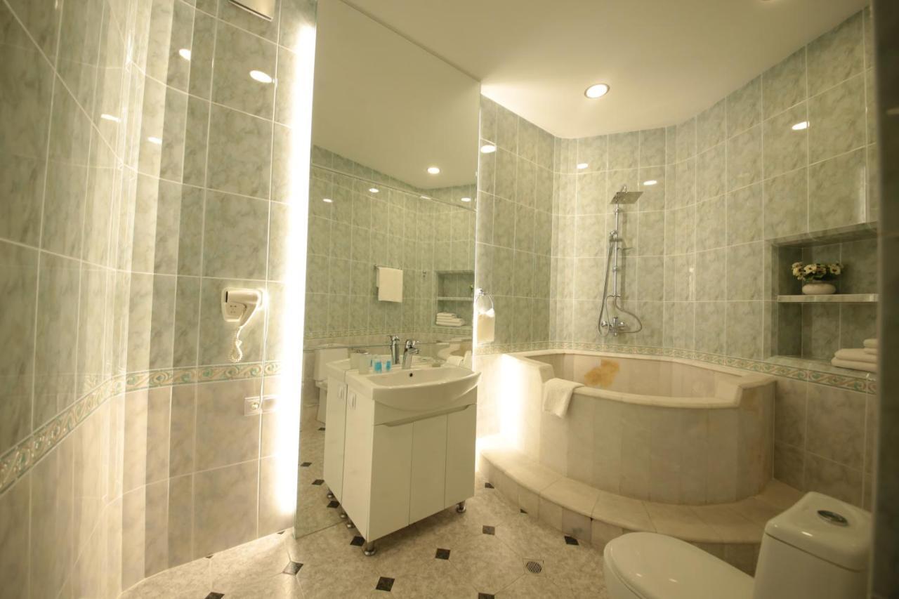 Stay Boutique Hotel Тбилиси Экстерьер фото